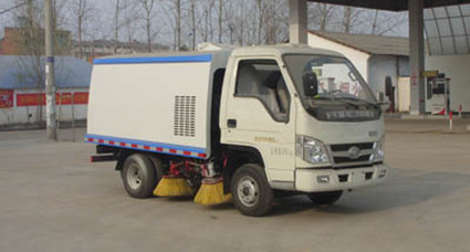 CLW5042TSLB5型扫路车.jpg